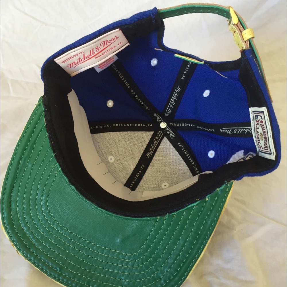 Mitchell Ness Golden State Warriors Snakeskin Hat - Picture 5 of 5