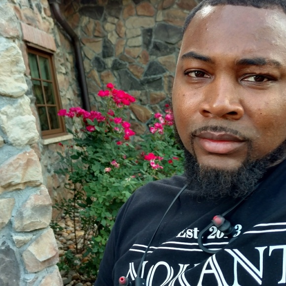 Meet your Posher, Roc - Picture 1 of 2