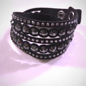 SWAROVSKI CRYSTAL STUD WRAP BRACELET 💎