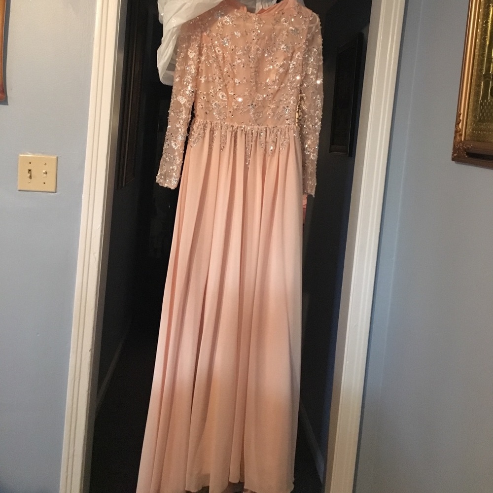 Long sleeve blush evening gown size 4/6
