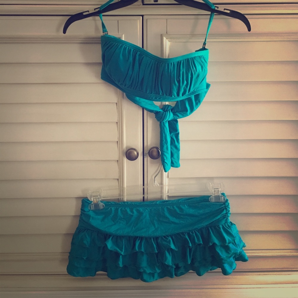 Juicy couture ruffle bikini M