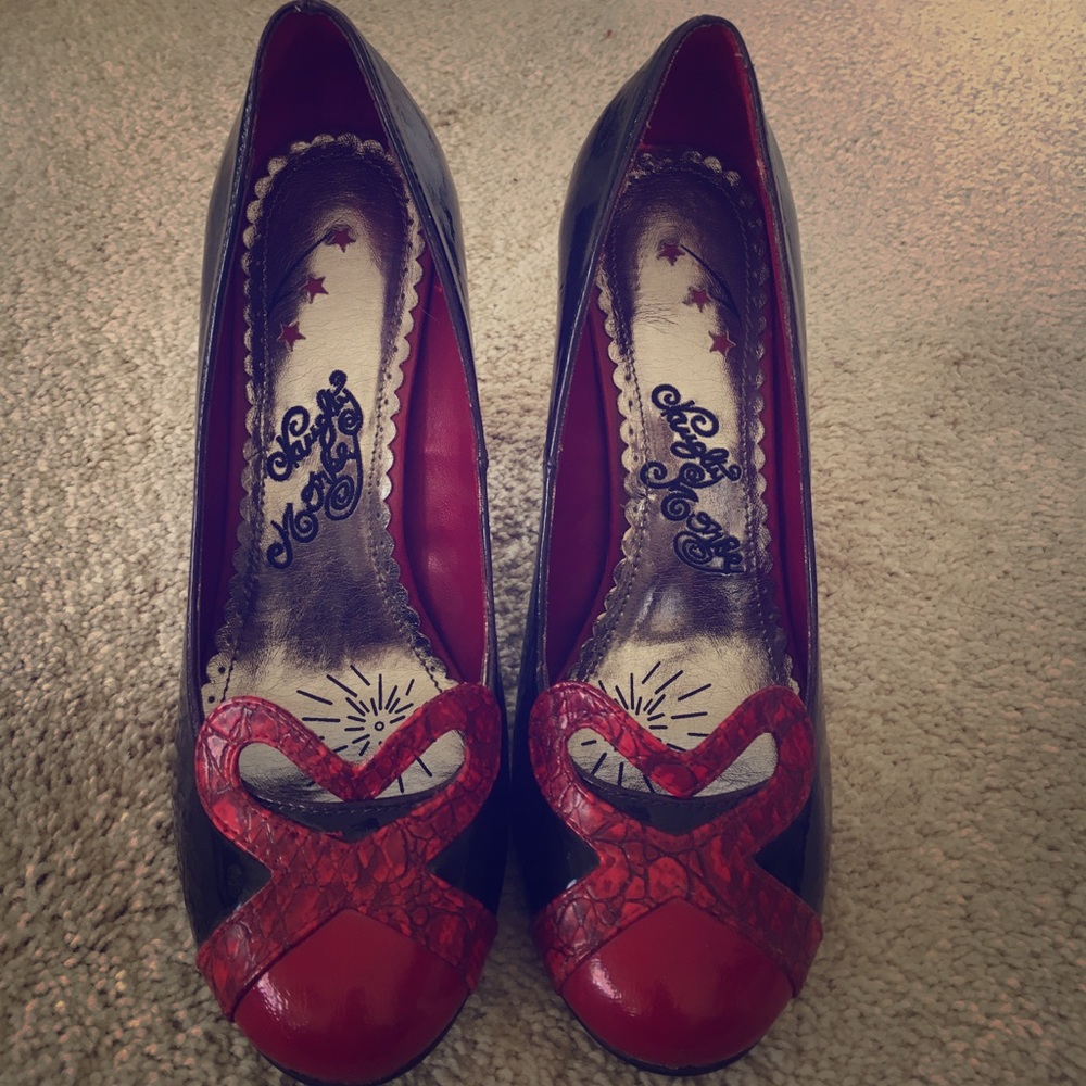 Naughty Monkey patent leather pumps