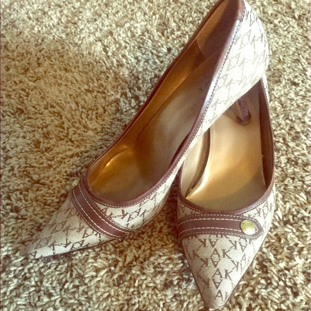 SALE! 💥 ANNE KLEIN STILLETOS