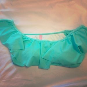 NWOT LG VS bathing suit top