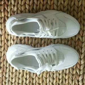 White Nike Huarache womens sneaker