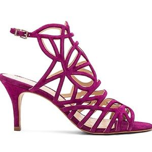 Vince Camuto fuchsia kitten heels