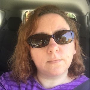 Meet your Posher, Stacy