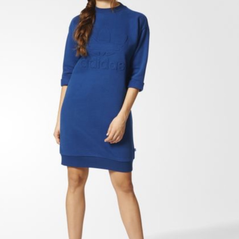 Sports dress