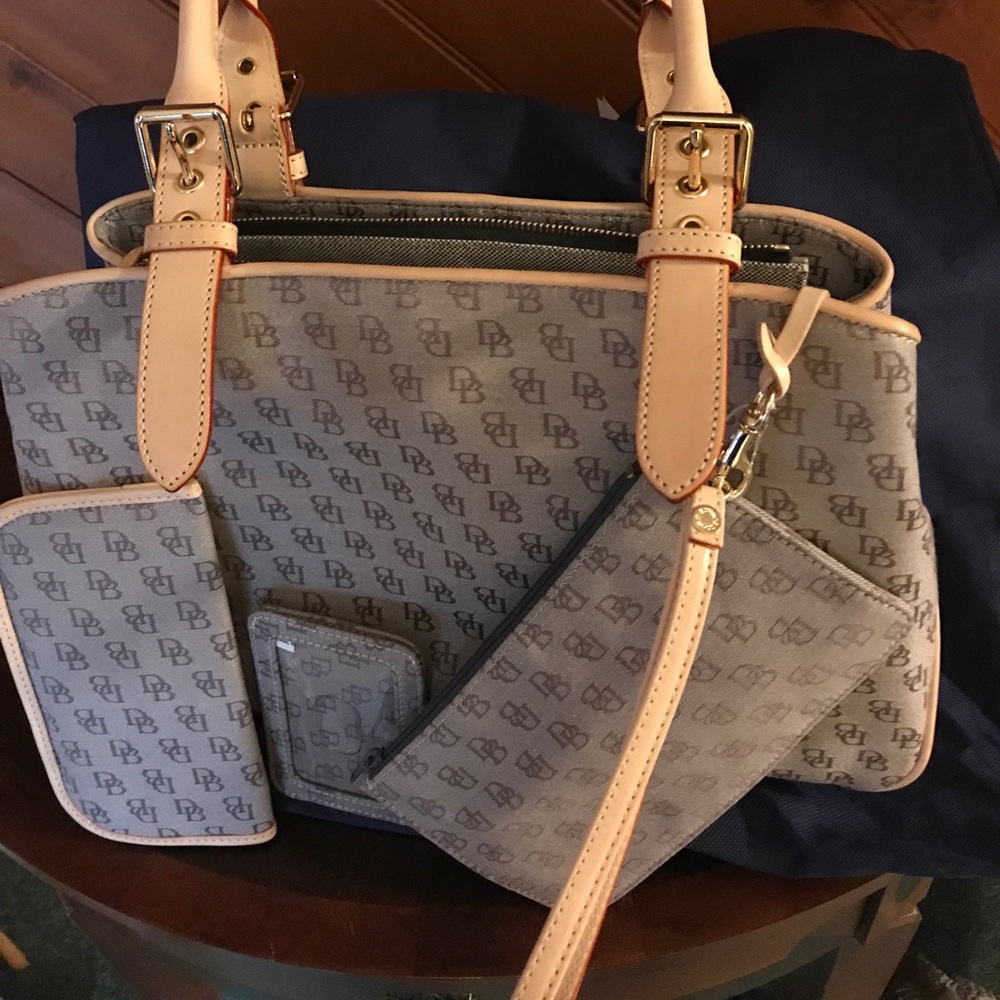 Authentic Dooney & Bourke Signature Buckle Satchel