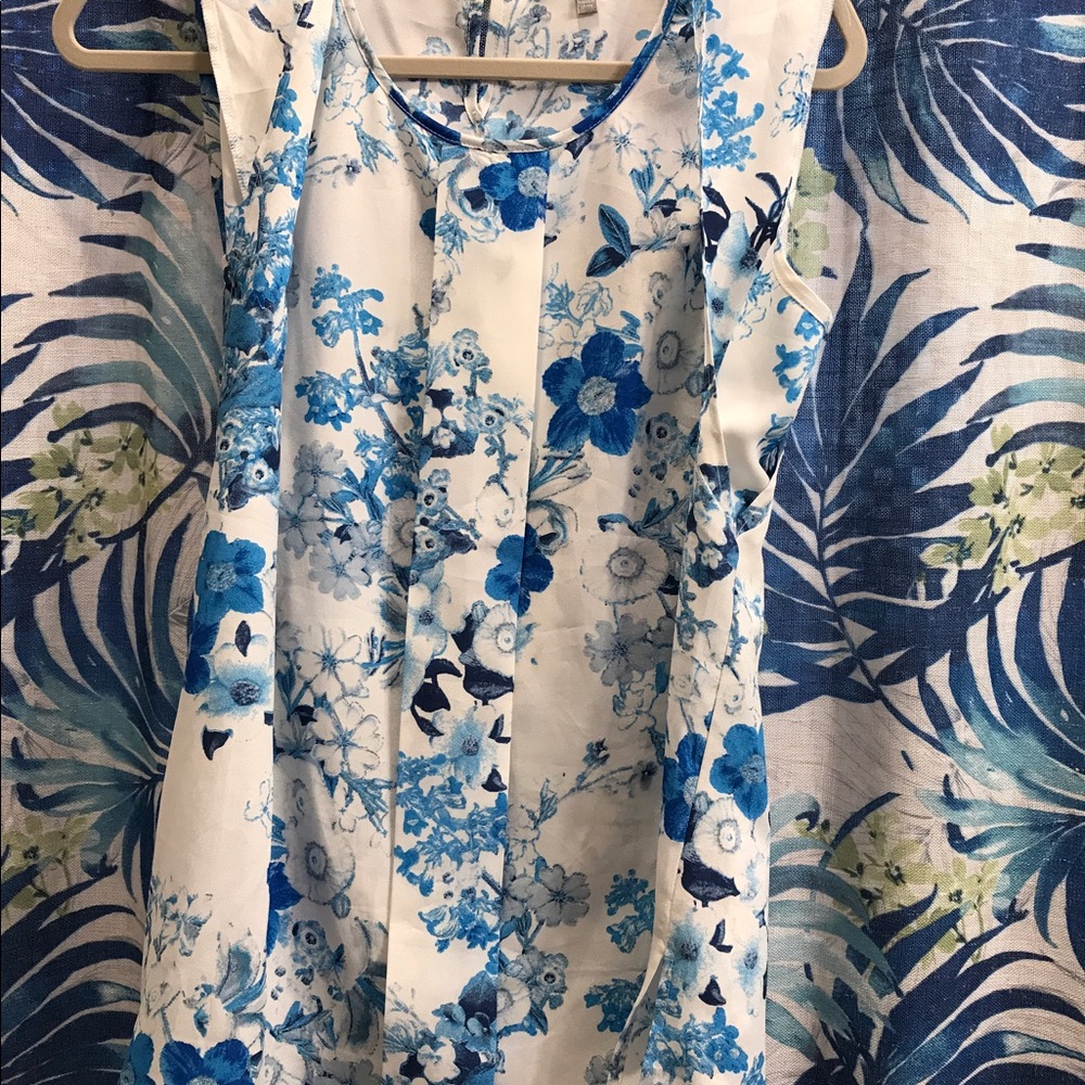 Blouse - Picture 2 of 3