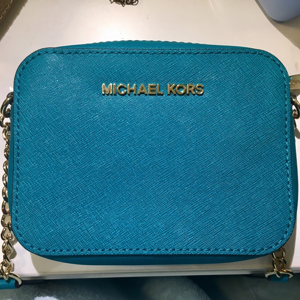 Micheal Kors cross-body bag
