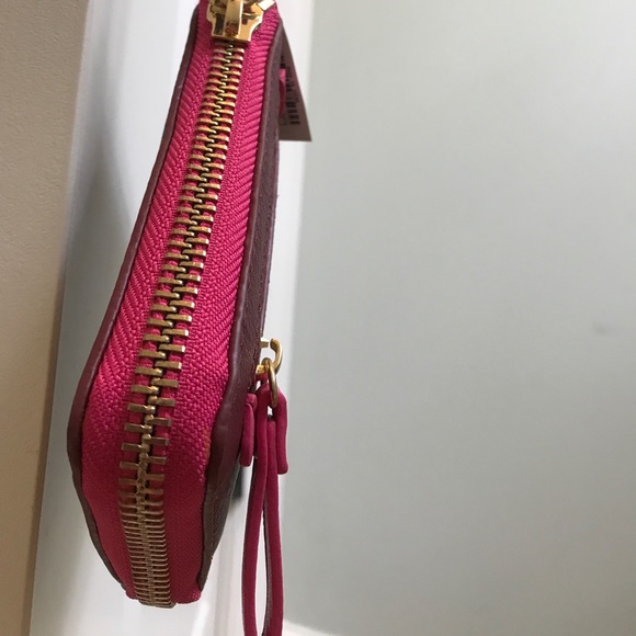 Wristlet - Picture 3 of 5