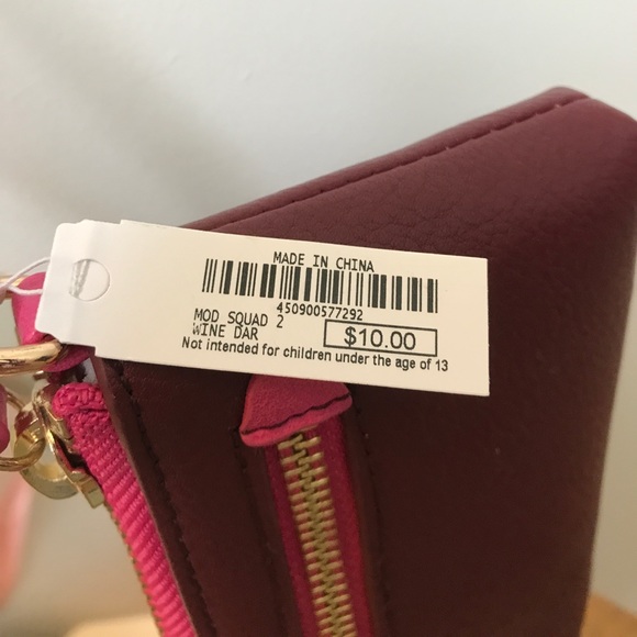 Wristlet - Picture 5 of 5