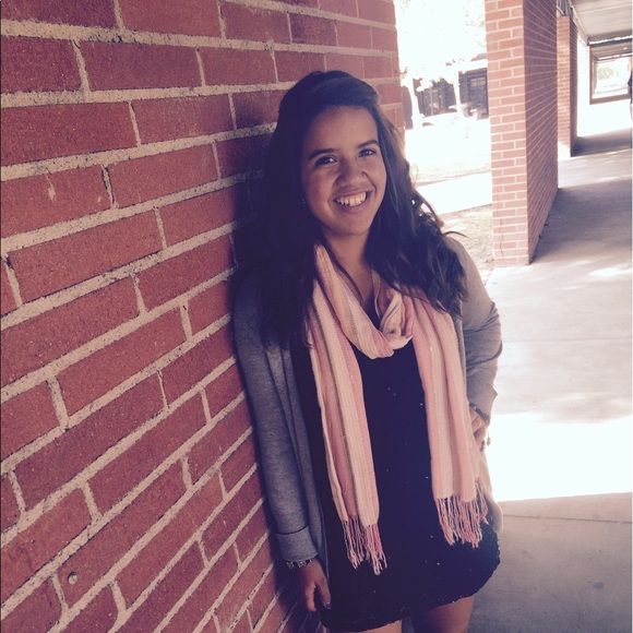Meet your Posher, Maria - Picture 1 of 1