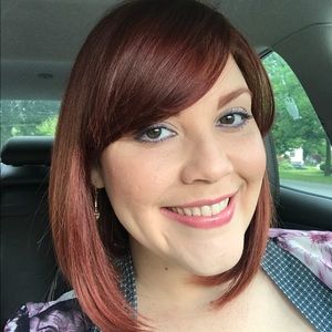 Meet your Posher, Ada