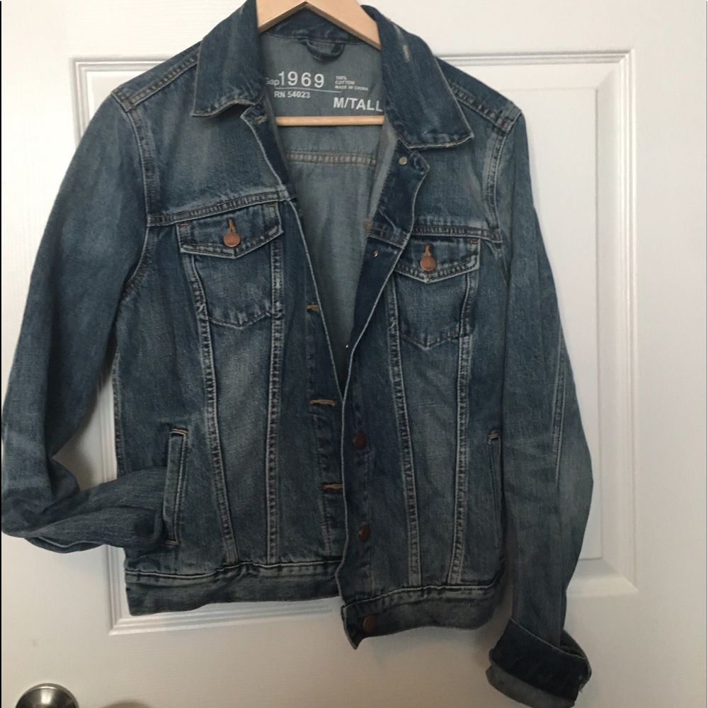 Distressed medium tall gap jean jacket