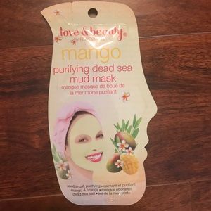 2 unopened face masks