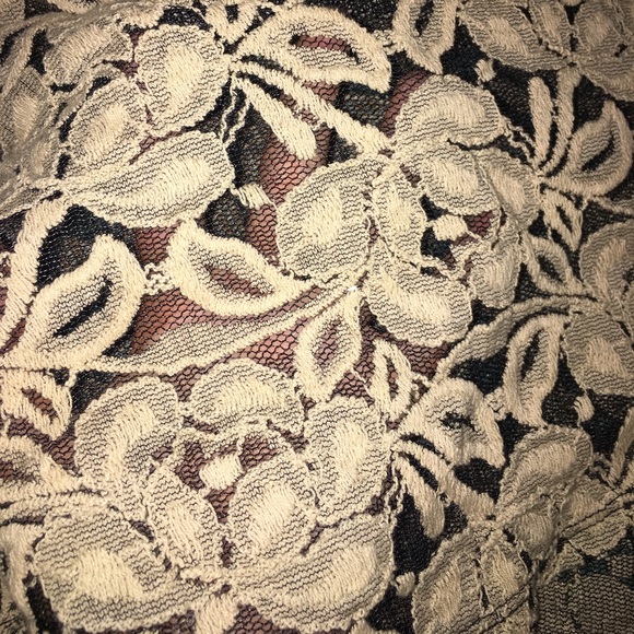 Lace Tank Top - Picture 3 of 3