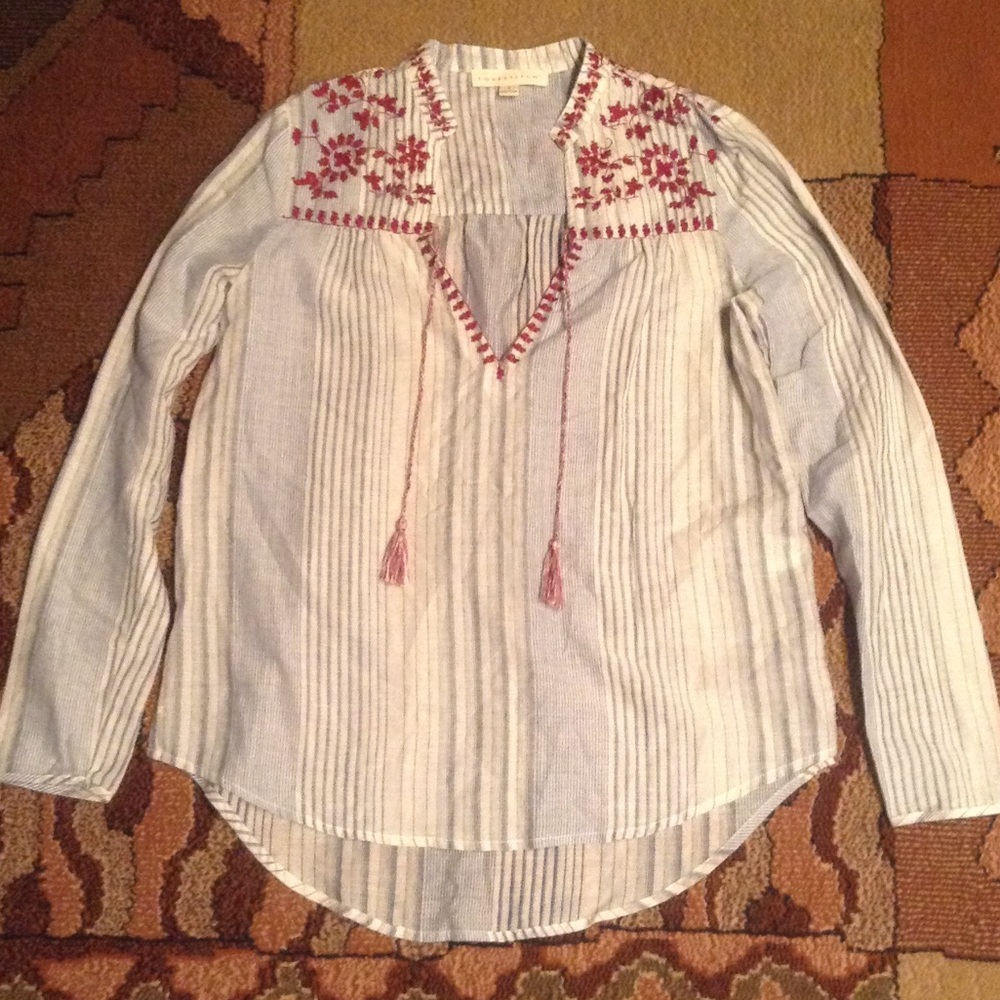 Love Stitch shirt size S