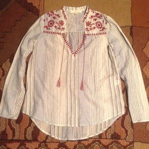 Love Stitch shirt size S