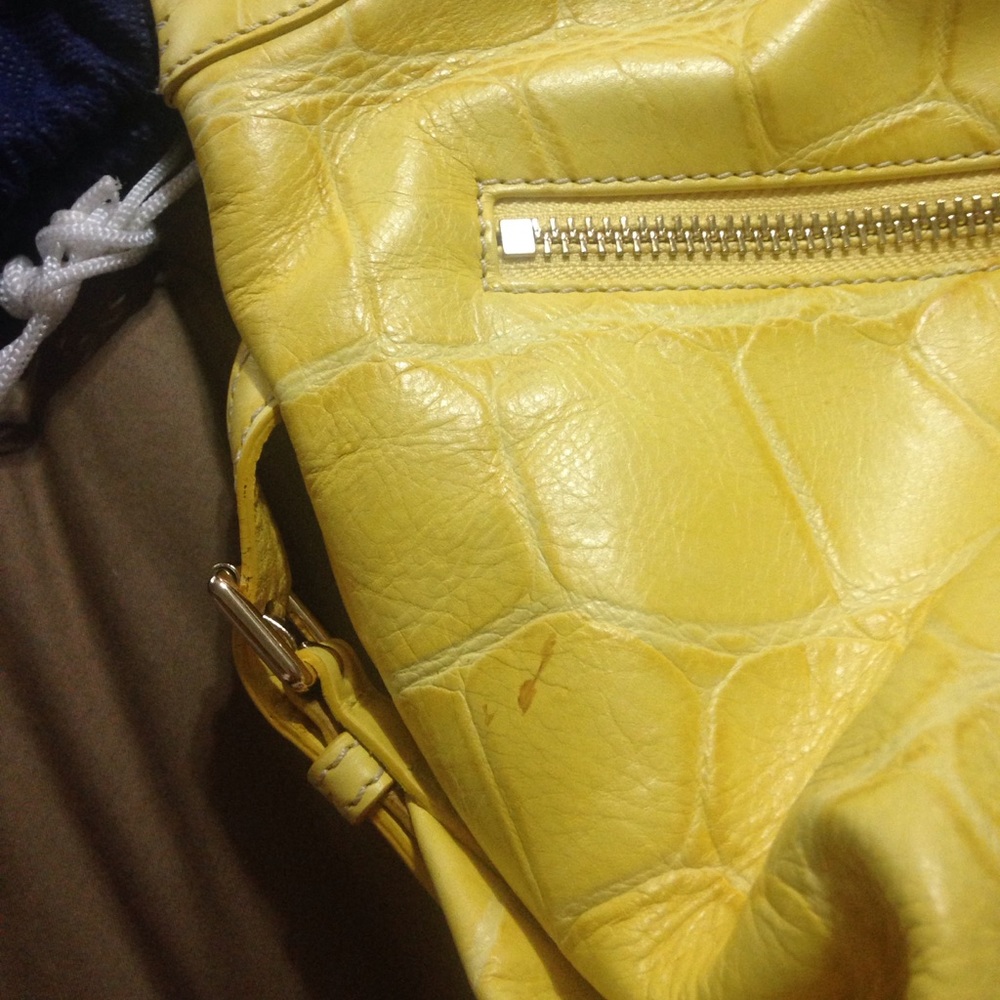 Yellow Dooney & Bourke purse - Picture 4 of 4