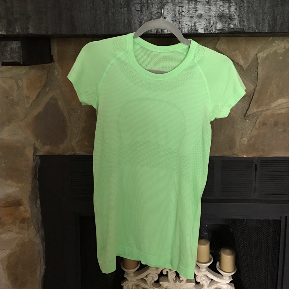 Lululemon Swiftly Tech Short Sleeve