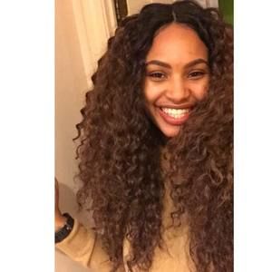 Meet your Posher, Raya