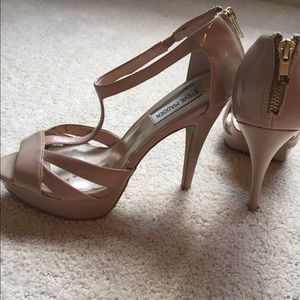 Nude Steve Madden Haylow Sandal Heel