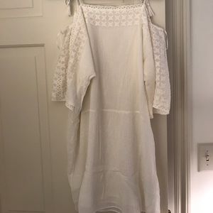 White Zara 3/4 length cotton dress.