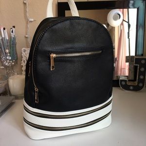 skybags white backpack