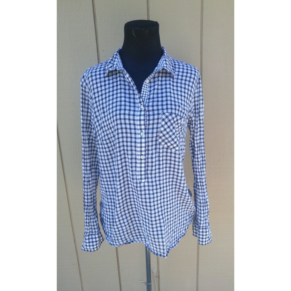 Long Sleeved Light Weight Top