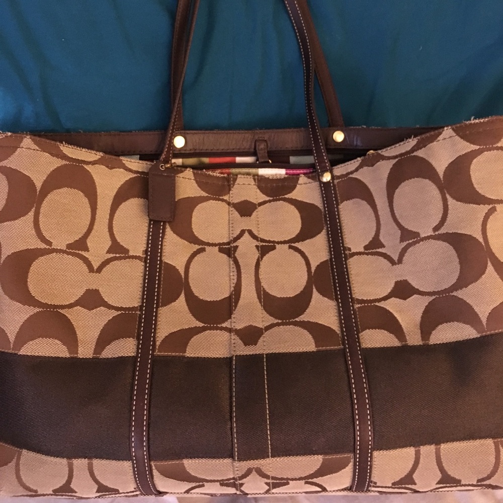 Coach shoulder bag