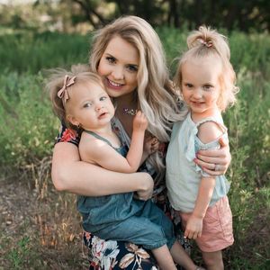 Meet your Posher, Candice