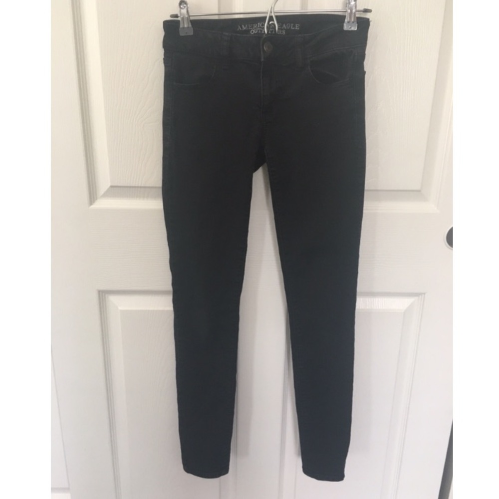 American Eagle Black Skinny Jeans