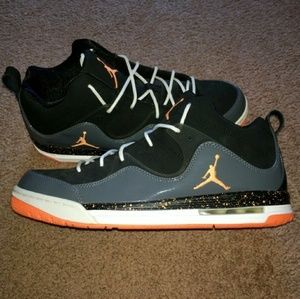 Men's Size 11 Nike Jordan Flight TR