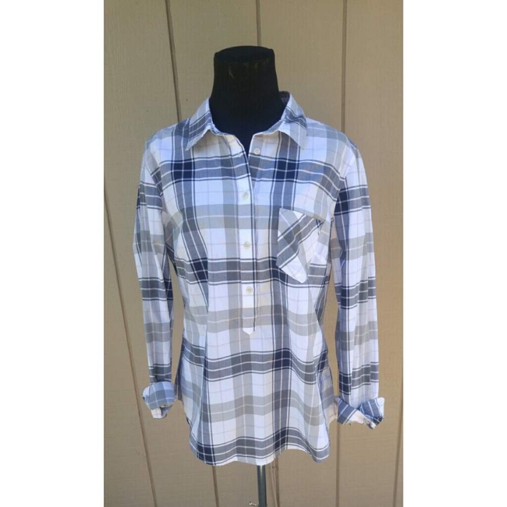 Long Sleeved Plaid Top