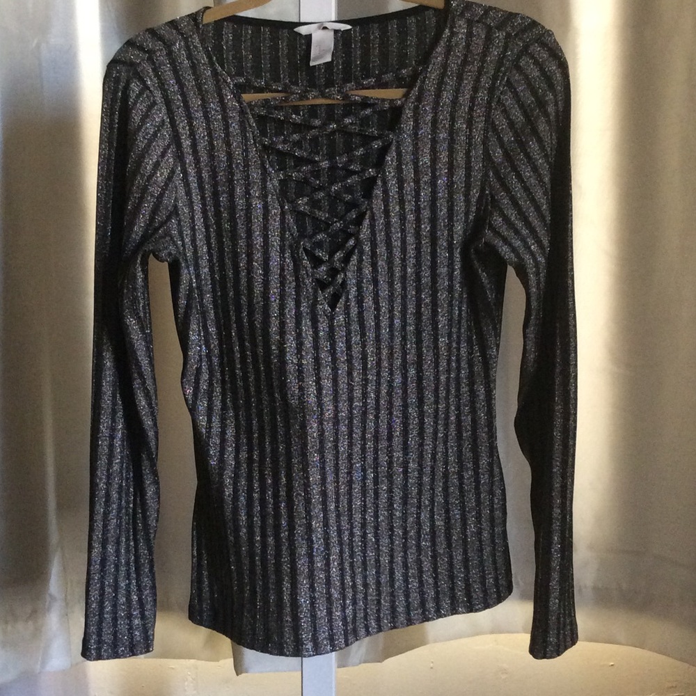 H&M criss cross long sleeve