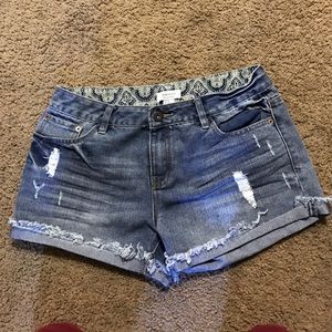 High wasted shorts