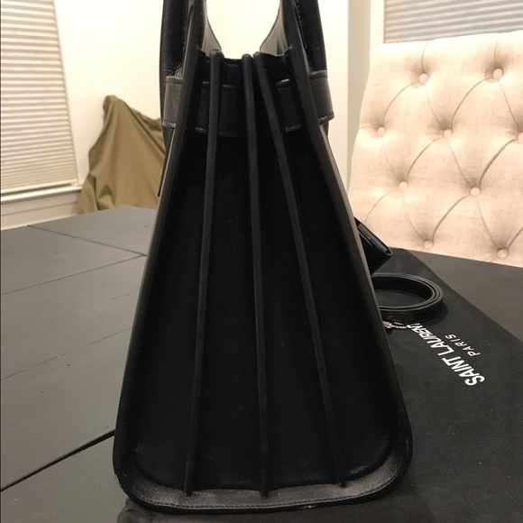 SOLD SOLD SOLD Saint Laurent sac de jour - Picture 6 of 8