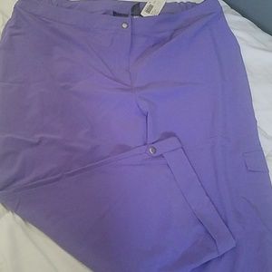 Chicos 3 quarter Capri pants