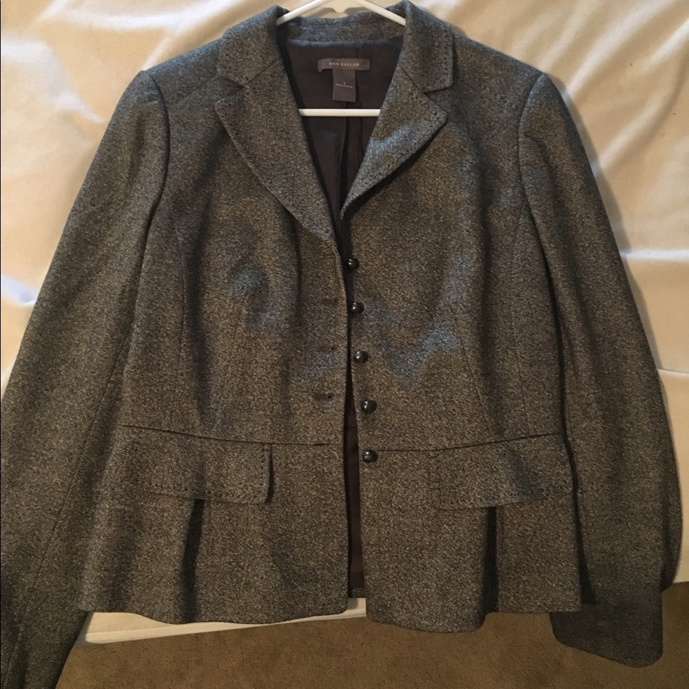 Ann Taylor Blazer Size 8 Black and White