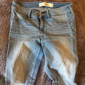 Boot/Straight Cut Abercrombie Jeans