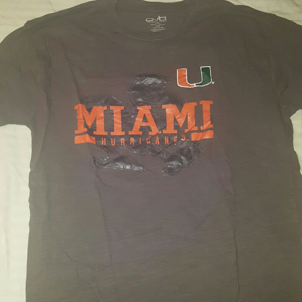 Cotten UM shirt