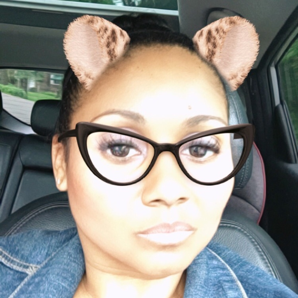 Meet your Posher, Carolyn