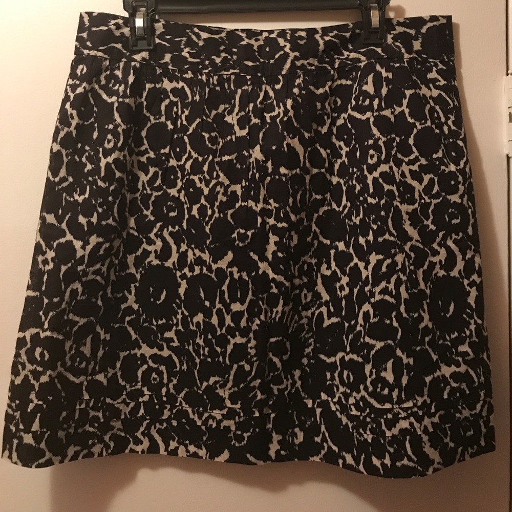 NWT LOFT Beige and Black Print Summer Skirt