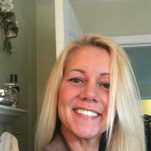 Meet your Posher, Renay