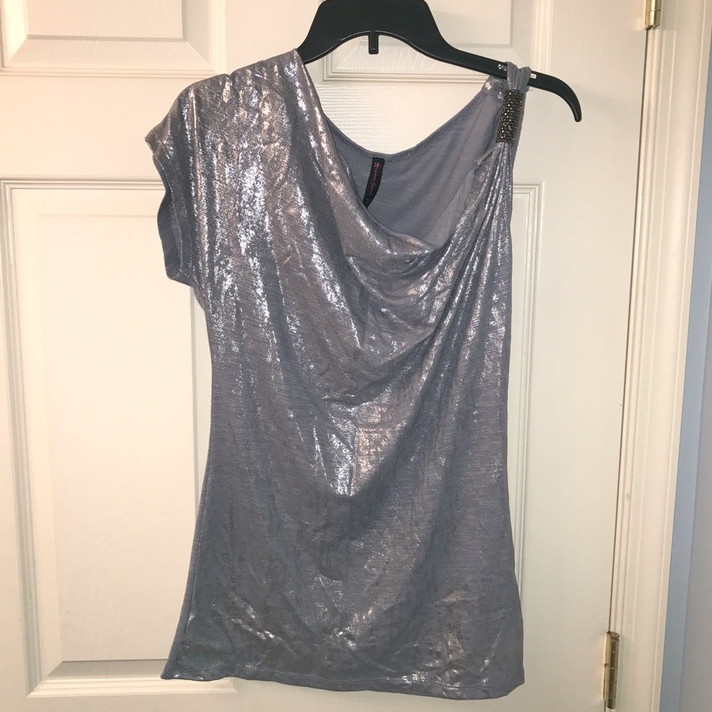 One Shoulder Metallic Sheen Top