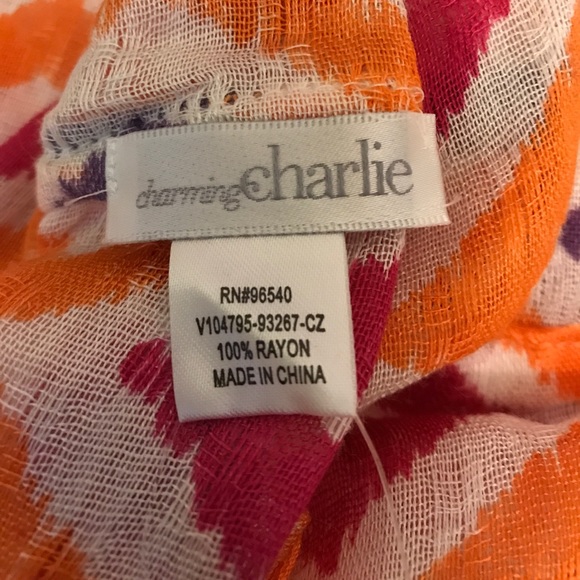 Scarf - Picture 4 of 4