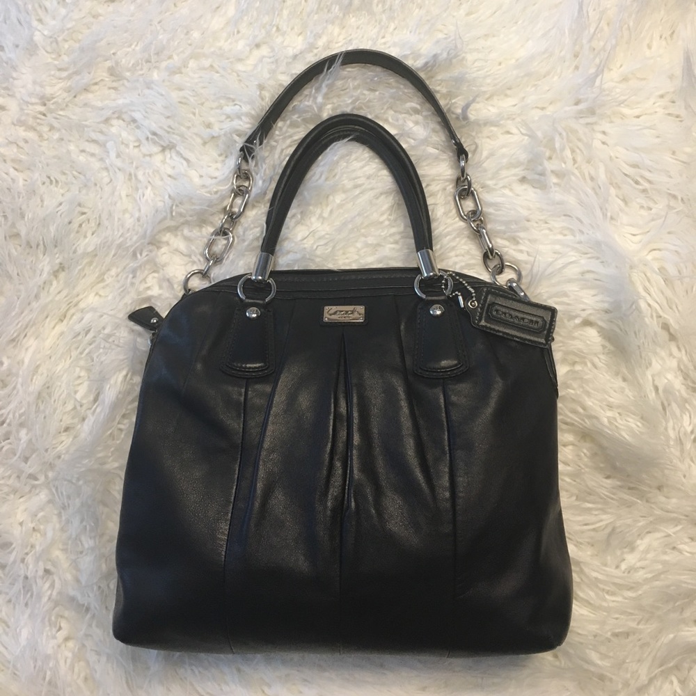 Coach black leather shoulder bag