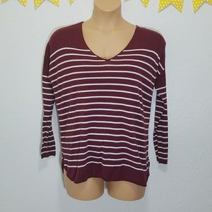 Old Navy Burgandy Stripe V-Neck Long Sleeve K2